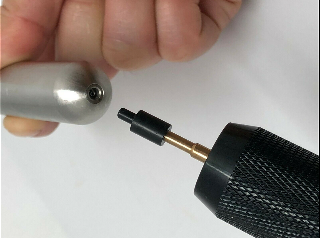 ULTRAFORCE 16g Refillable Co2 Cartridge with 3/8 thread